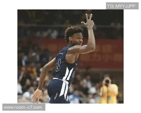 布朗尼感慨今日球迷热情超乎想象期待未来表现更精彩 布朗尼感慨今日球迷热情超乎想象期待未来表现更精彩